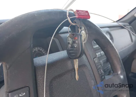 2013 Ford F-150 Stx из США, поврежденный, VIN 1FTFX1EF1DFD78839